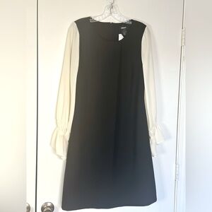 NWT DNKY Black & Ivory Shift Dress w/Ruffle Sleeve Women’s Sz 10
